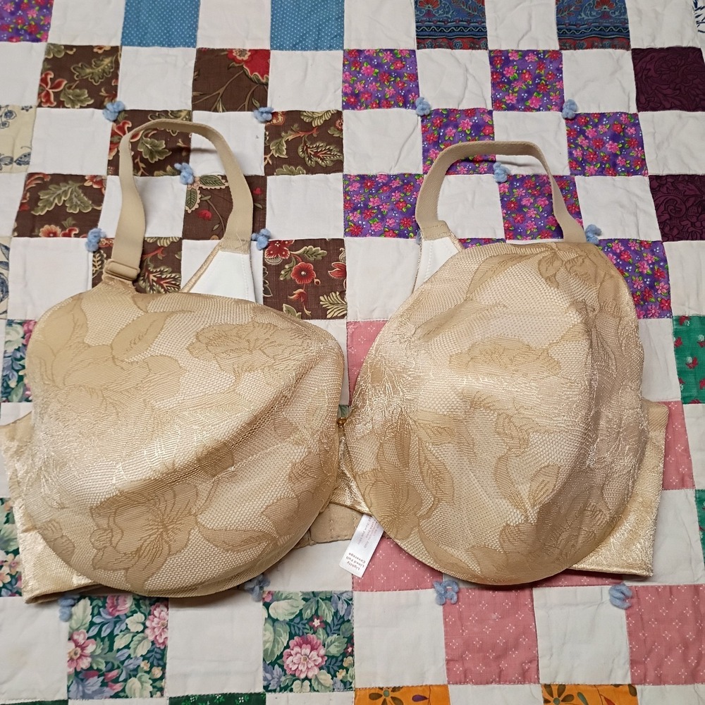 Cacique Lightly Lined Full Coverage Gold Bra‎ Size 40DDD Underwired